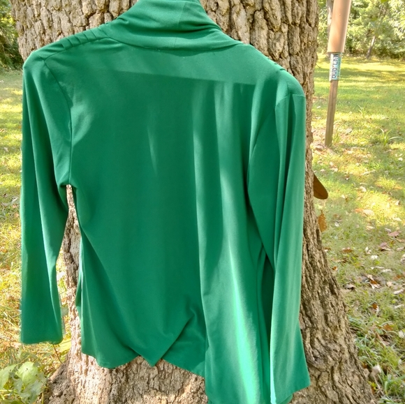 ⬇️Price Drop!⬇️ Kenneth Cole Cardigan in size L - Picture 2 of 3